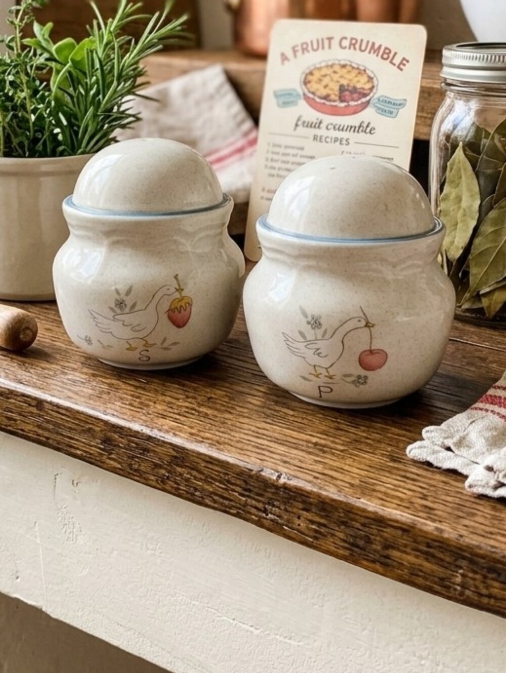 Vintage International China Marmalade Goose Salt and Pepper Shakers